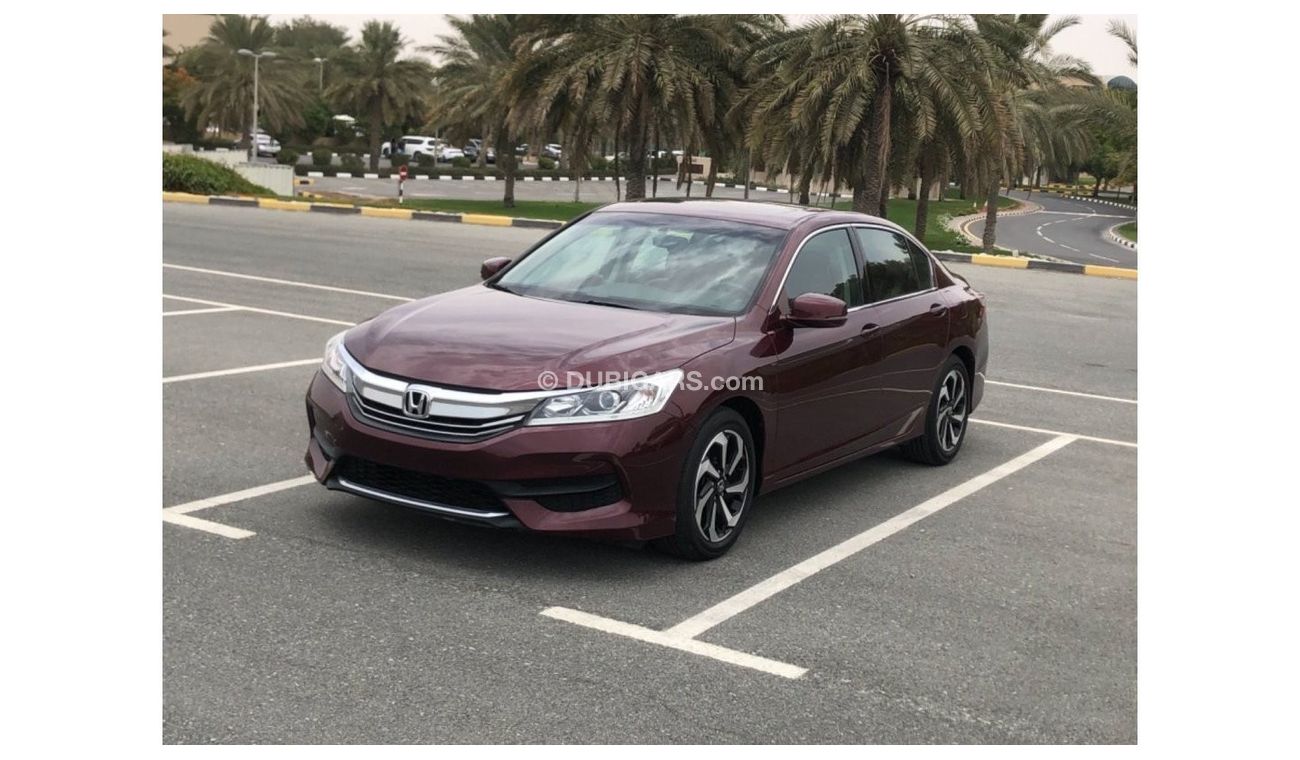 Honda Accord LX Model 2017 GCC CAR PERFECT CONDITION INSIDE AND OUTSIDE FULL OPTION SUN ROOF LEATHER SEATS NAVIGA