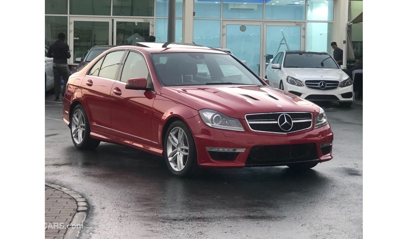 Mercedes-Benz C 300 MERCEDES BENZ C300 MODEL 2013 CAR PERFECT CONDITION FULL OPTION LOW MILEAGE SUN ROOF LEATHER SEATBL