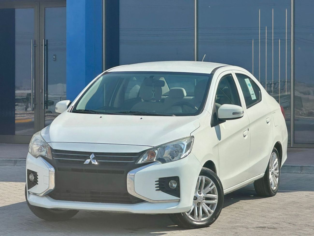 ميتسوبيشي اتراج GLX Mid 1.2L