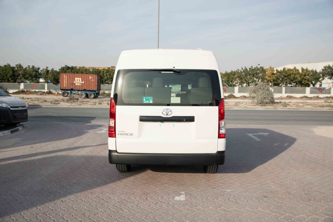 تويوتا هاياس 2.8L - White Inside Dark Grey | Export Only