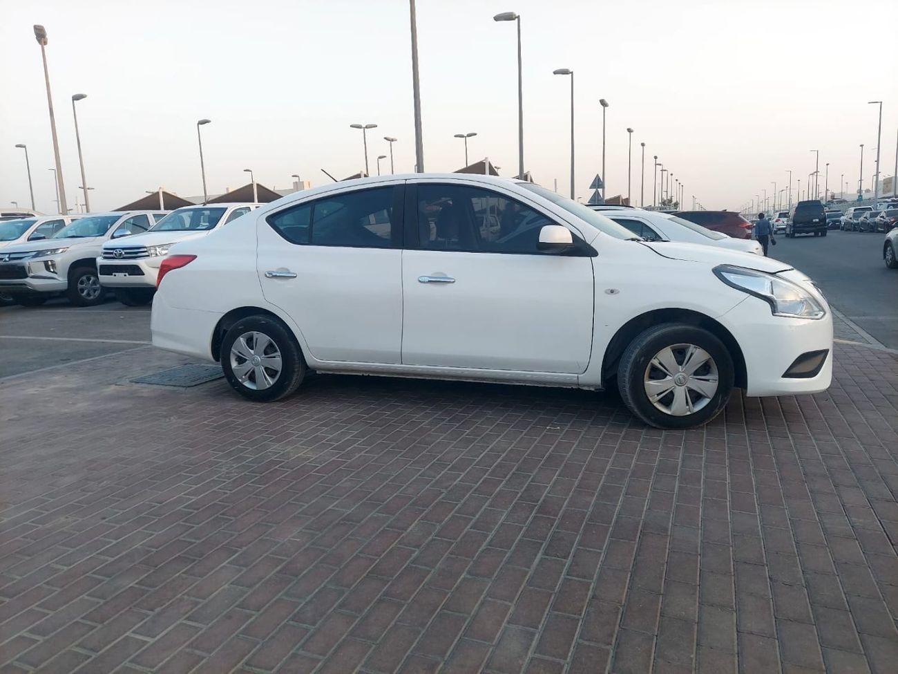 نيسان صني 1.5L PETROL AUTOMATIC TRANSMISSION