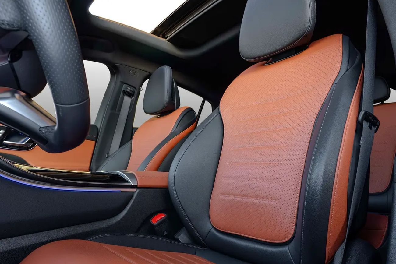 Mercedes-Benz GLC 200 4Matic JANUARY SAVINGS | EMC Mercedes-Benz Warranty Until 2029 | 0% Downpayment | AED 3,593  P/M |