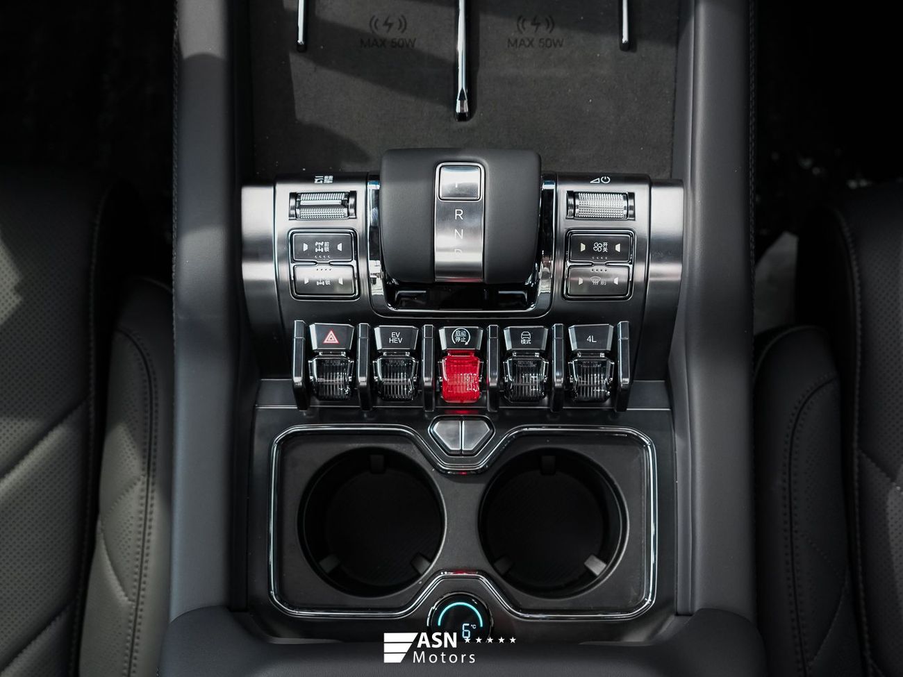 بي واي دي ليوبارد 8 Zhiyong Flagship Edition (7 Seats) 2025