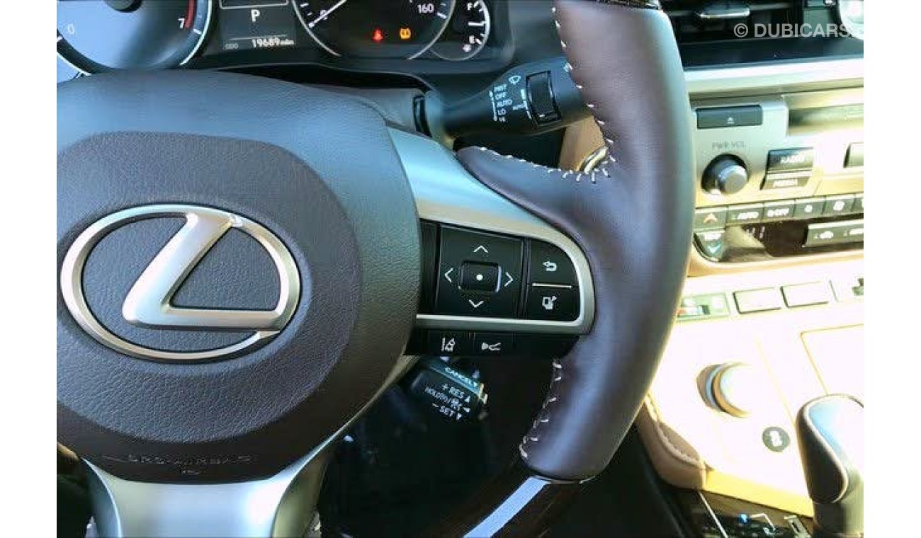 Lexus ES350 3.5L V6  2018 Model American Specs with Clean Tittle!!