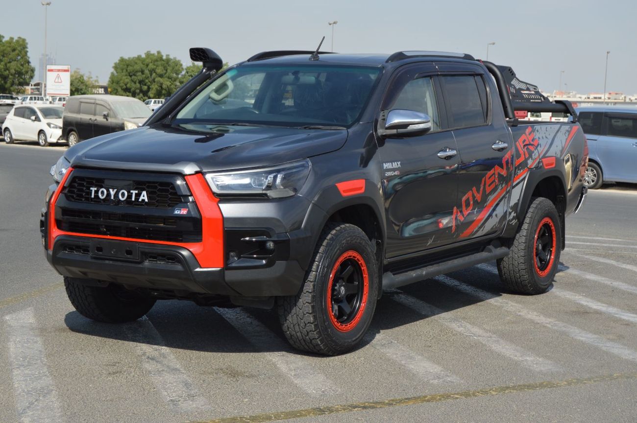 Toyota Hilux Double cabin 2.8L, perfect inside and outside