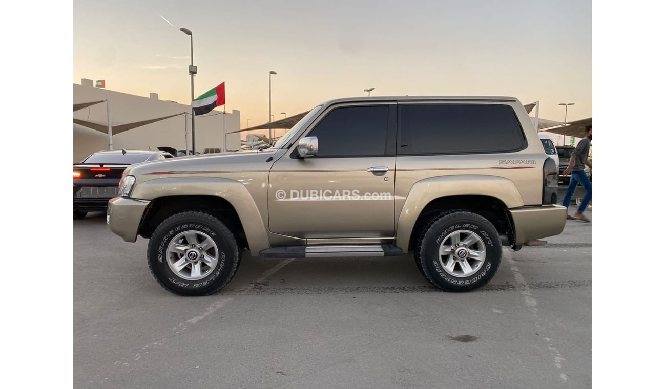 Nissan Patrol Safari Nissan patrol safari GCC full option perfect condition