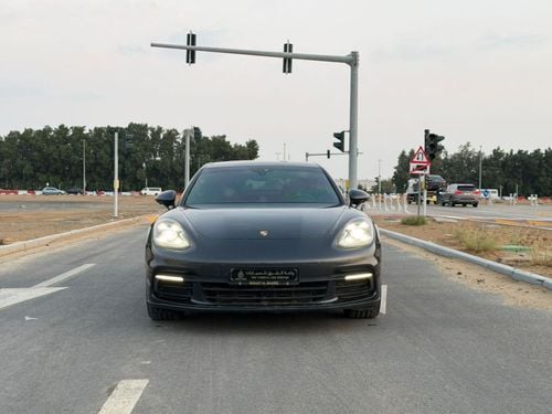 Porsche Panamera 4 2.9L