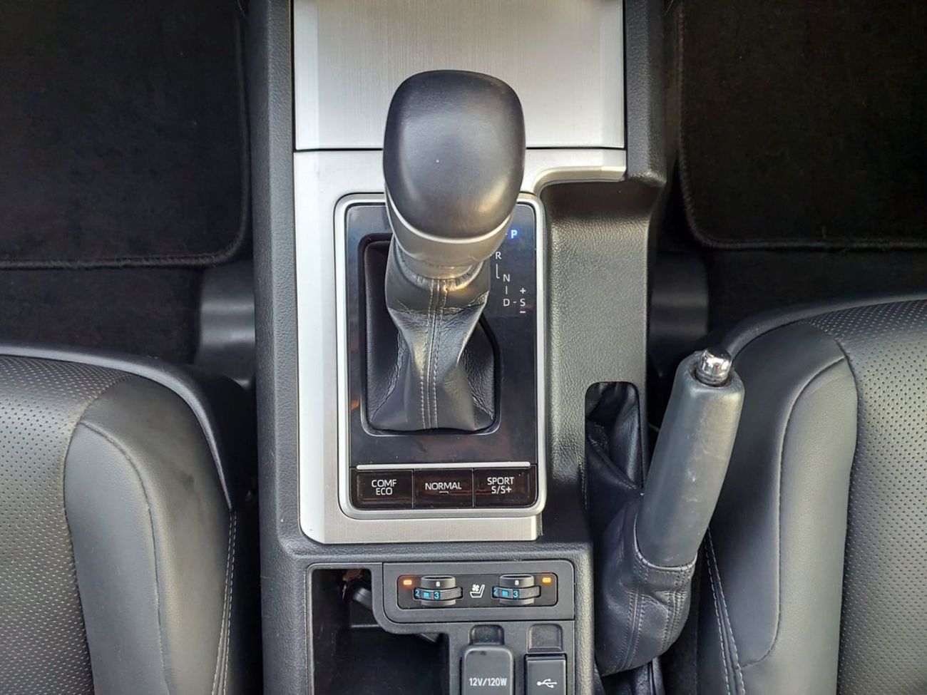 Toyota Prado TOYOTA LAND CRUISER PRADO (KAKADU) RIGHT HAND DRIVE(PM21972)