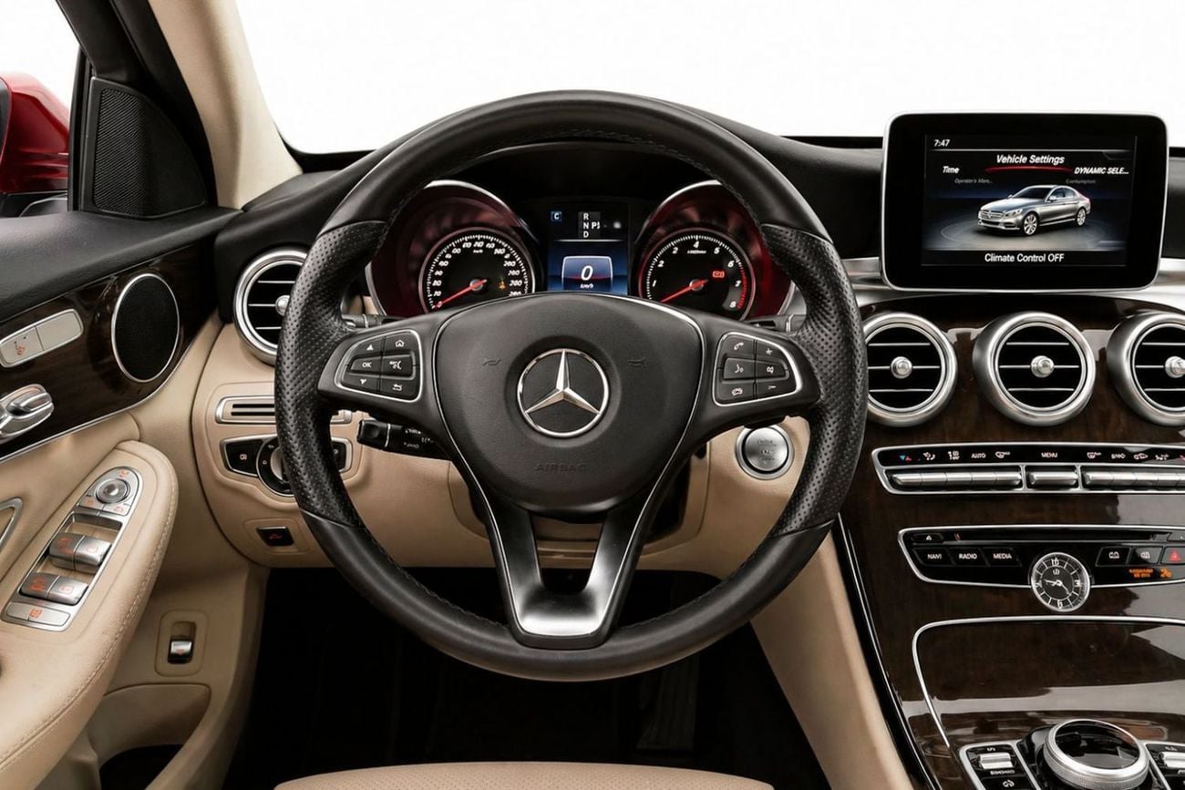 مرسيدس بنز C 300 Std 2.0L (241 HP)