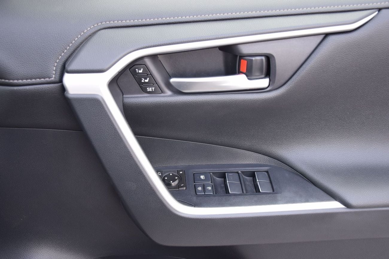 تويوتا راف ٤ XLE LE 2.0L FWD Petrol (Right Hand)