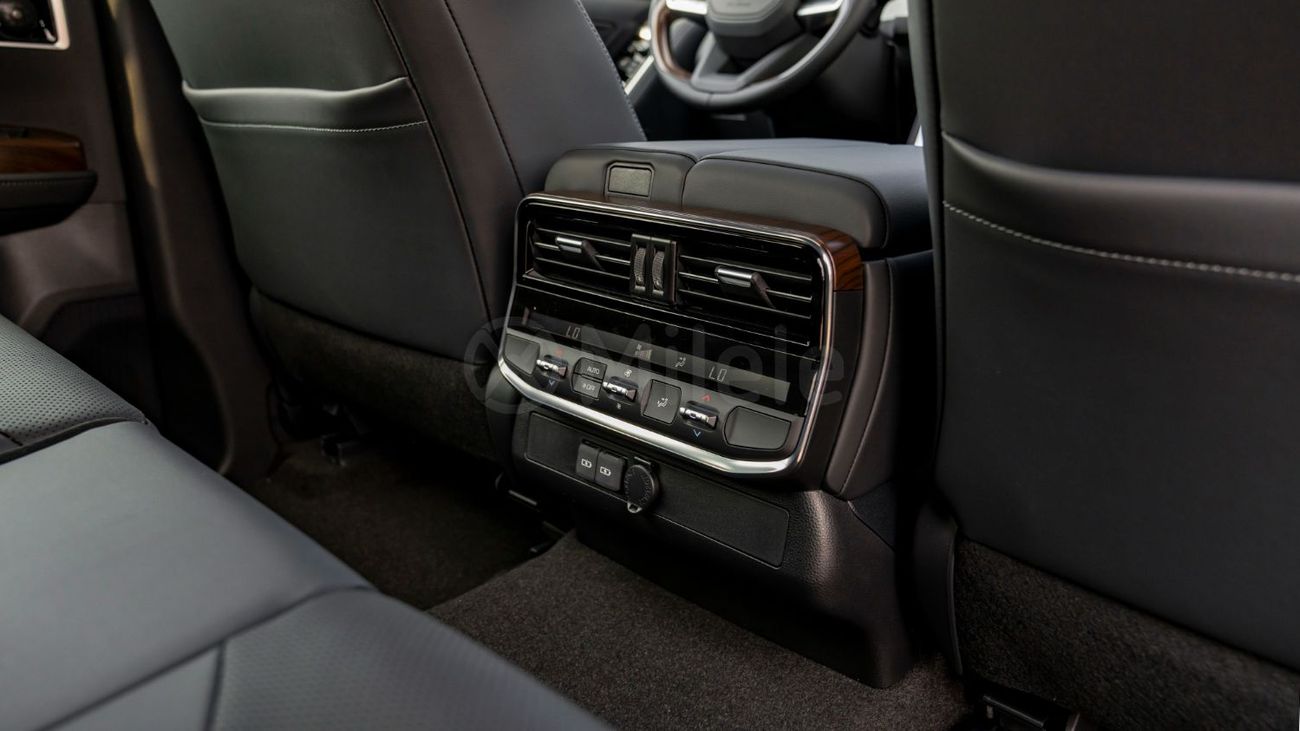 Toyota Land Cruiser VX