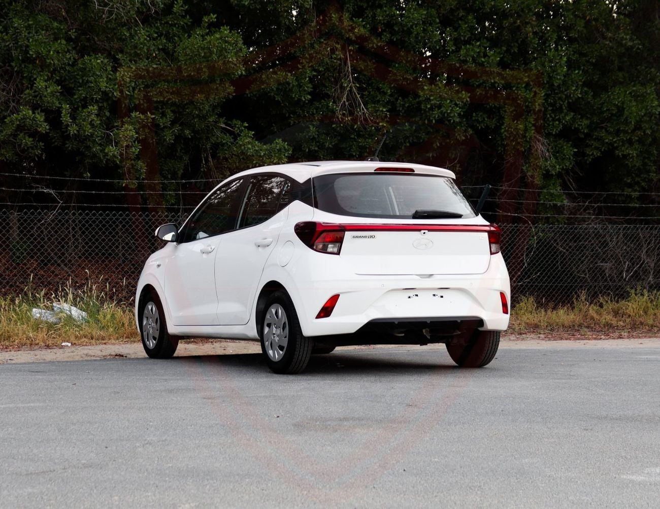 Hyundai Grand i10 Hyundai Grand i10 | 1.2 L | 2025 | GCC | Accident-Free | In Excellent Condition | 622 P.M