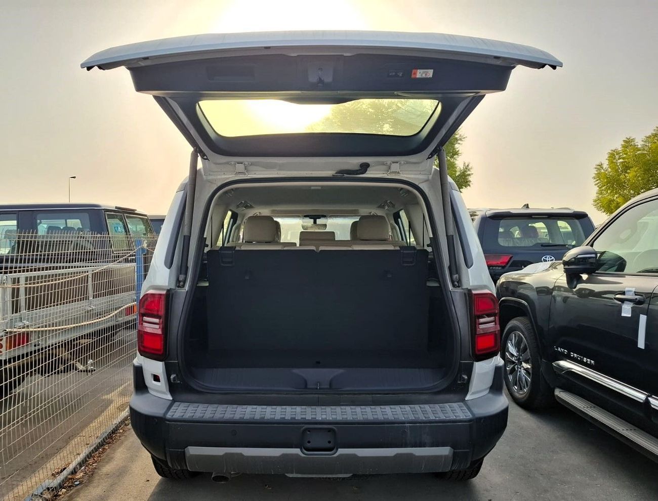 Toyota Prado Toyota Prado 2.4L 2024 GCC White Petrol All Rounder