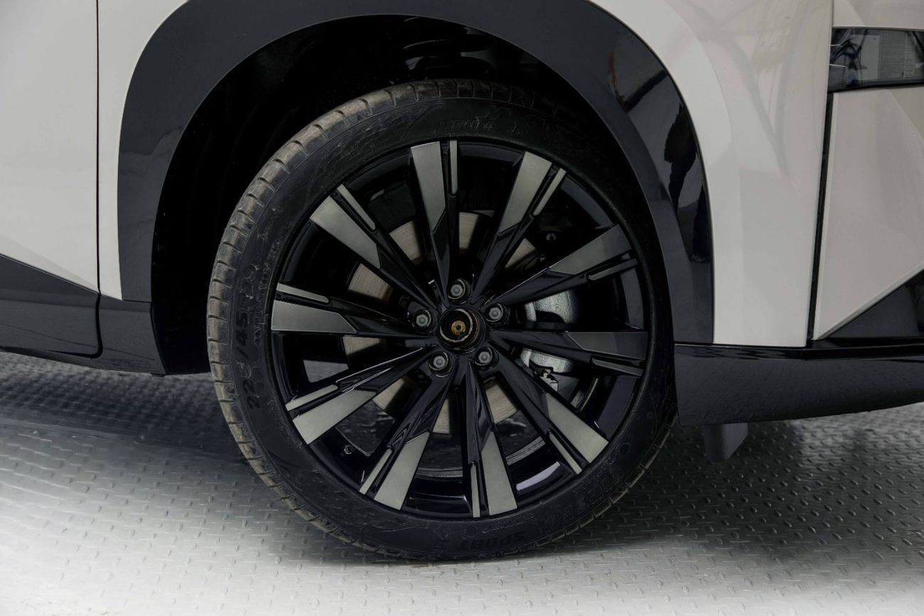 تويوتا BZ3X Max - Silver Inside Beige | Export Only