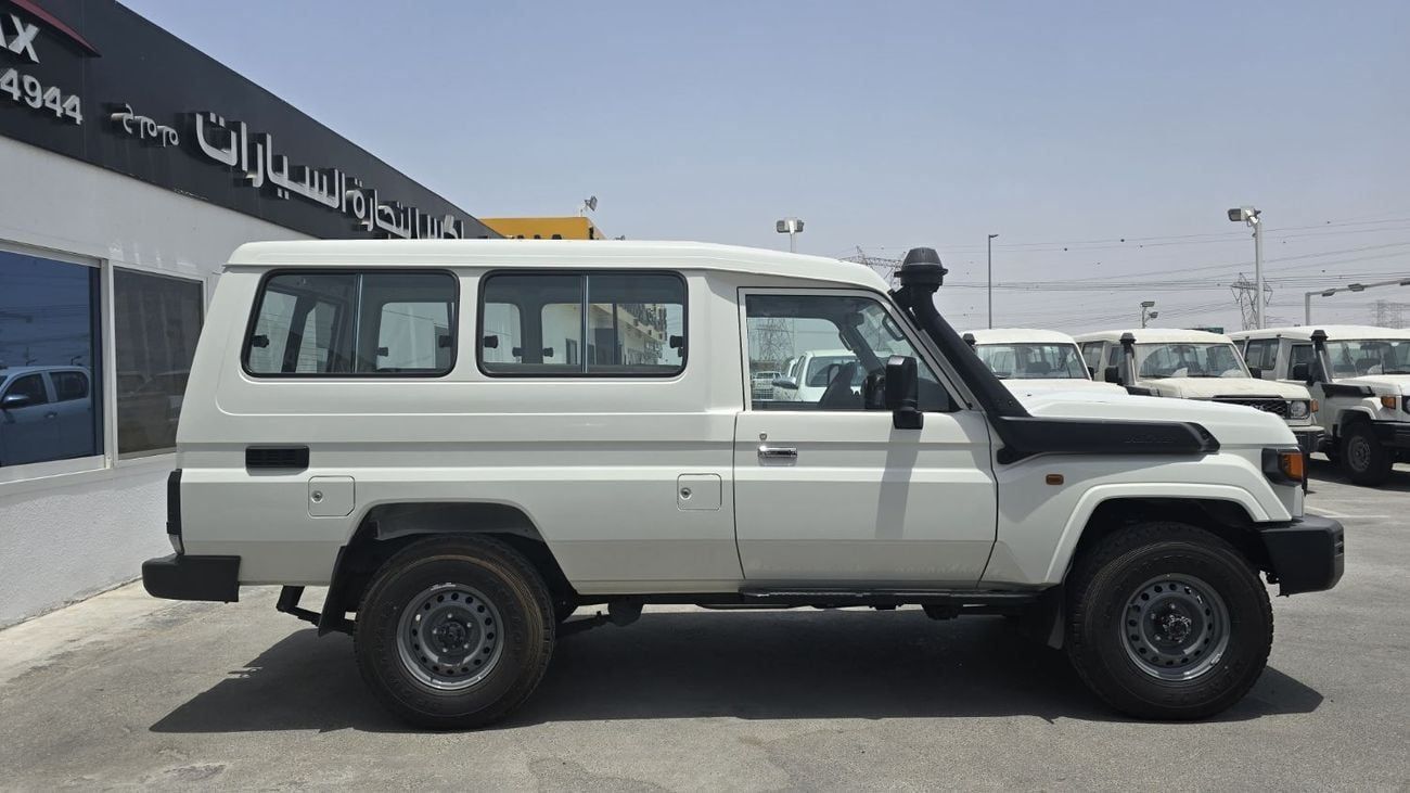 Toyota Land Cruiser 70 TOYOTA LC78 HARDTOP AT 2.8L DSL V4 MODEL YEAR 2025 COLOR WHITE (LOCAL ONLY)