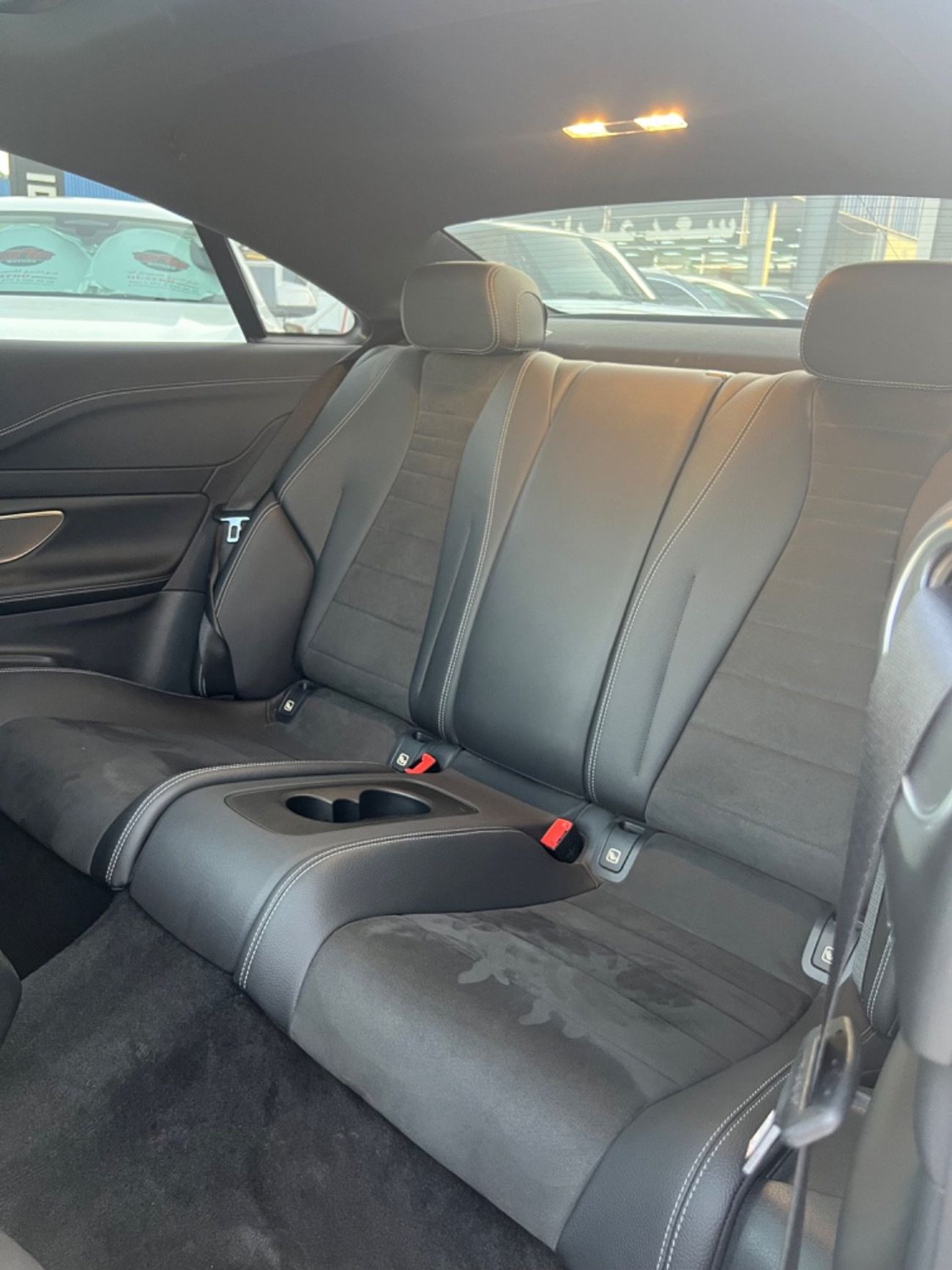 مرسيدس بنز E 200 كوبيه