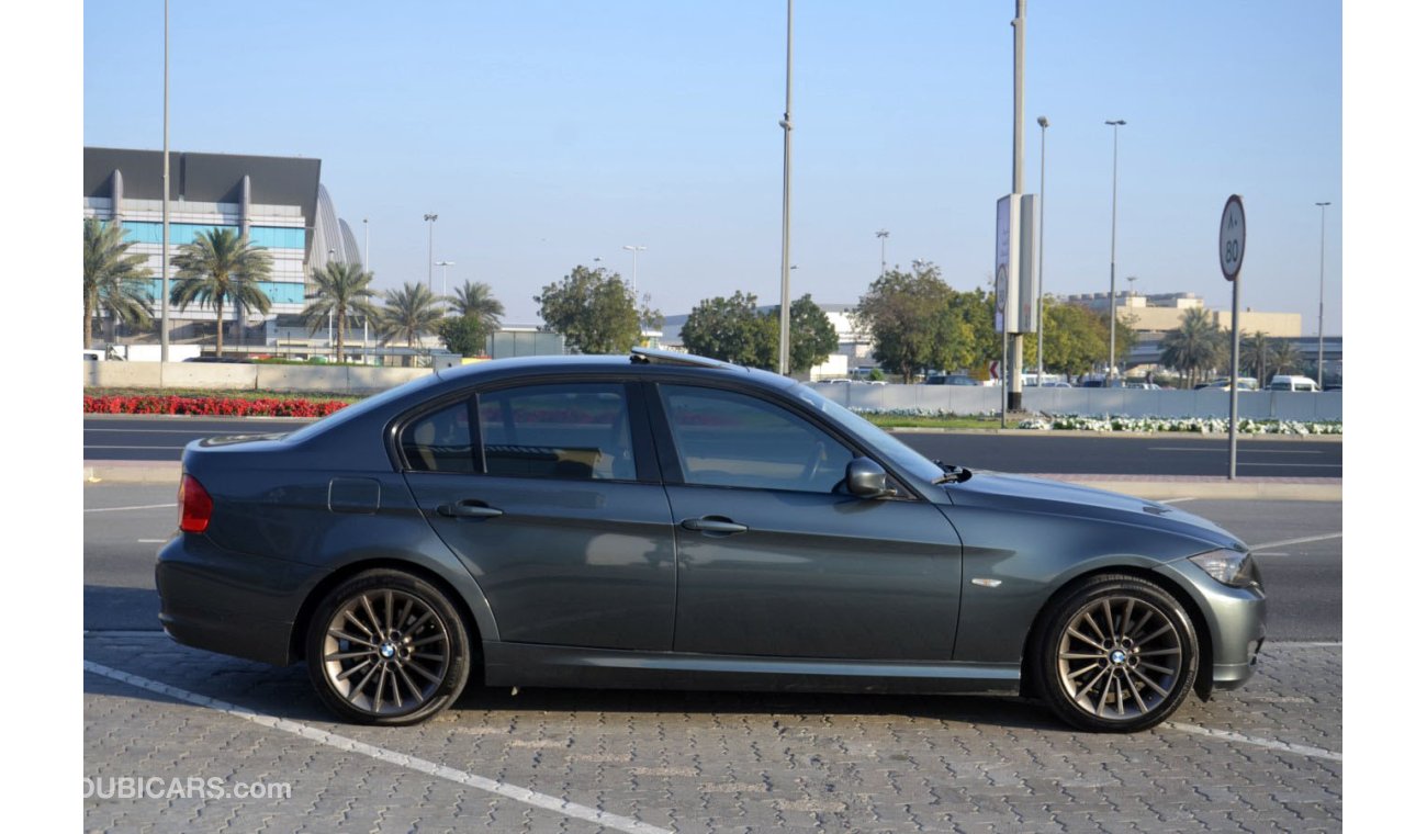 BMW 320i Full Option in Excellent Condition