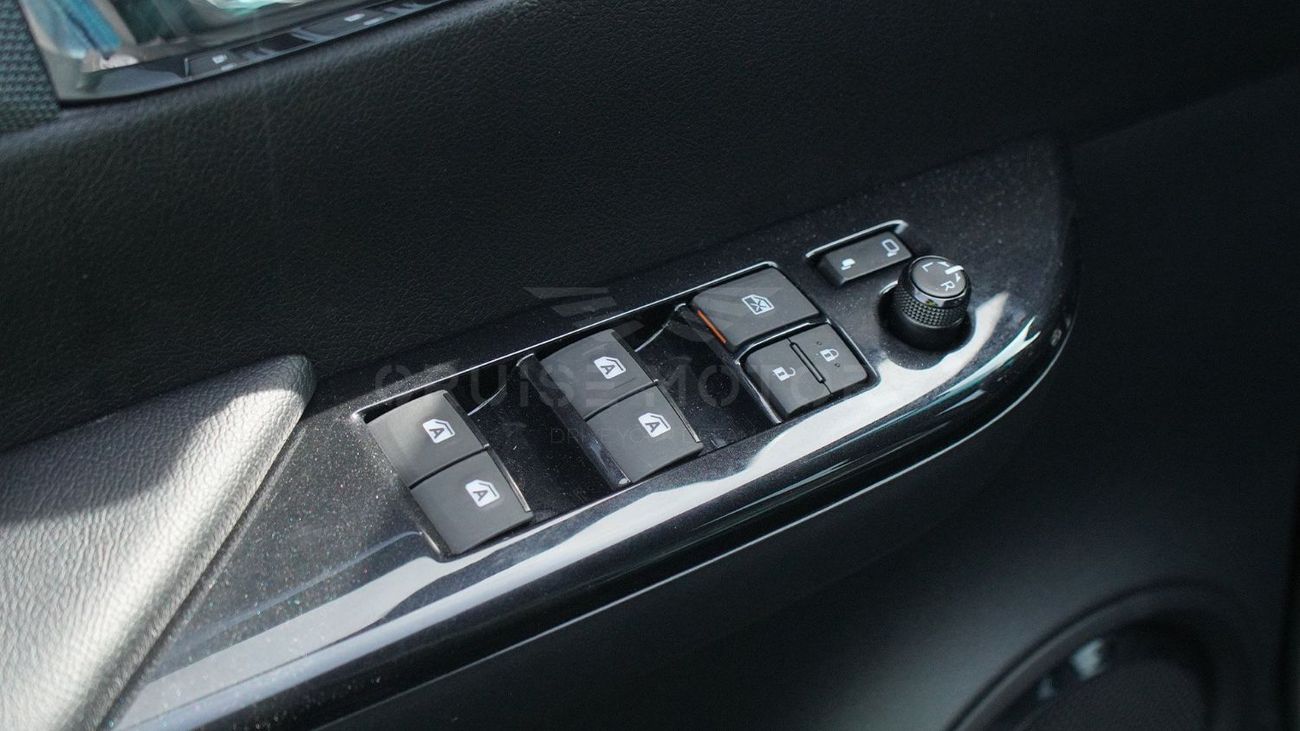 تويوتا هيلوكس GR Sport 2.8L