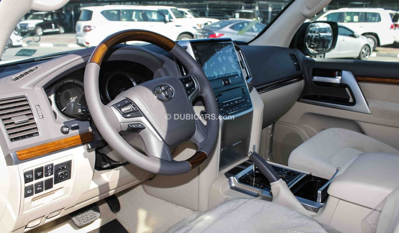 Toyota Land Cruiser VXR 5.7L V8