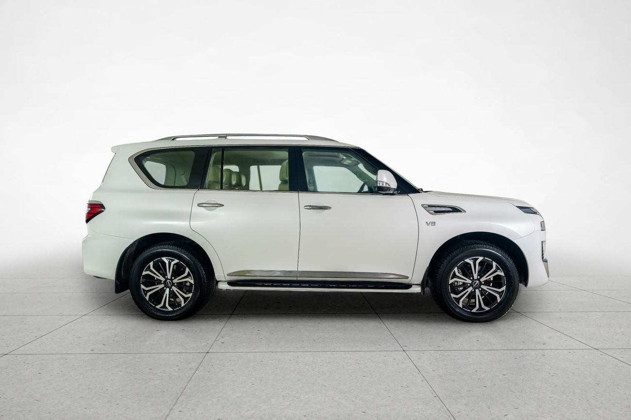 Nissan Patrol LE TITANIUM 5.6