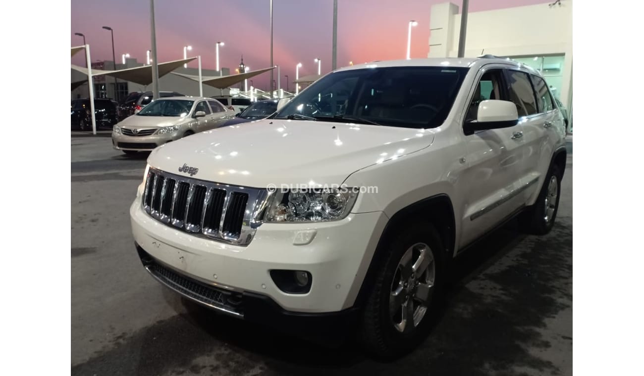 جيب جراند شيروكي جيب جراند شيروكي موديل 2011 خليجي السياره مسرفسه بالكامل بانوراما فل اوبشن ليمتد السياره جديده ولا ت