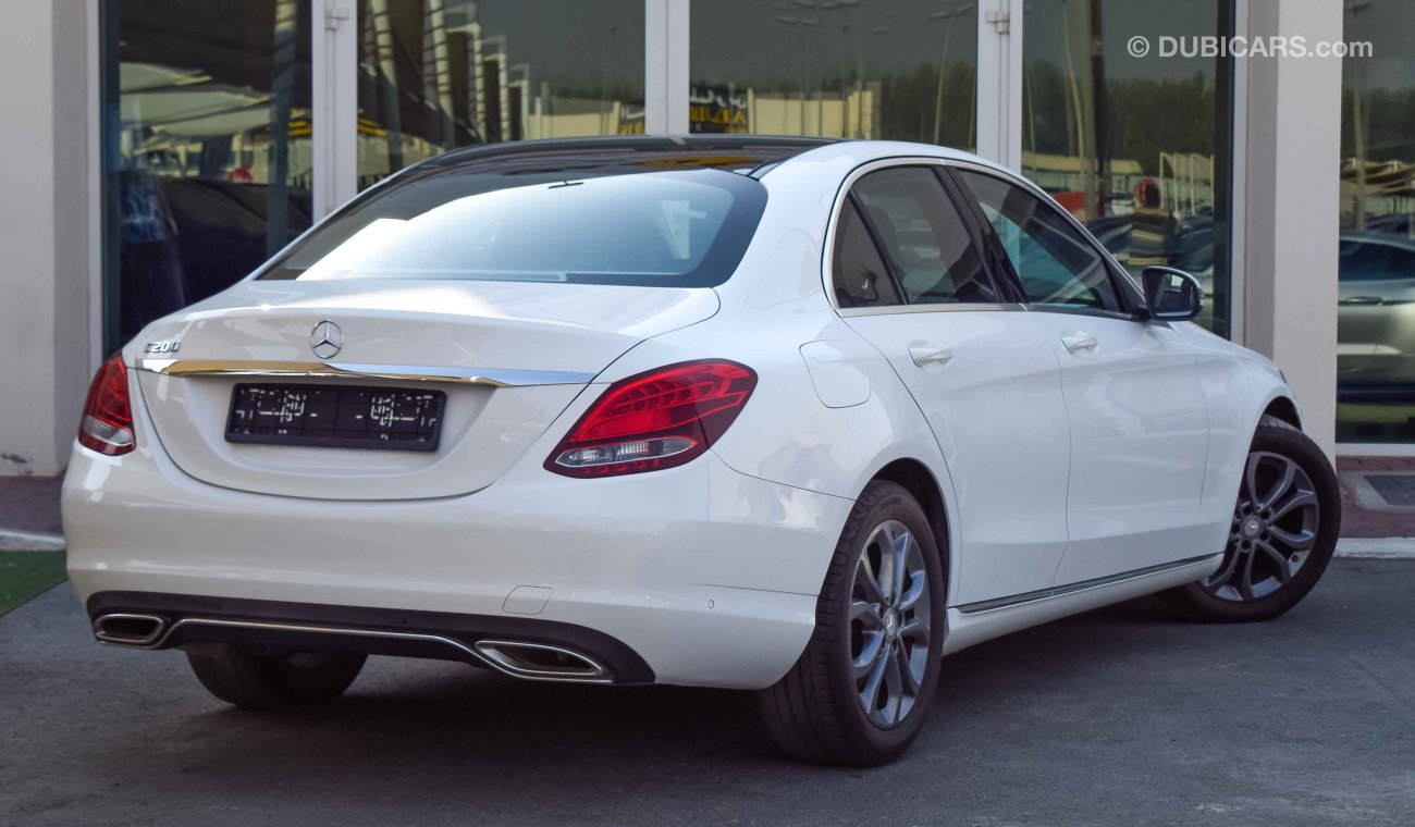 مرسيدس بنز C 200 Agency Warranty Full Service History GCC