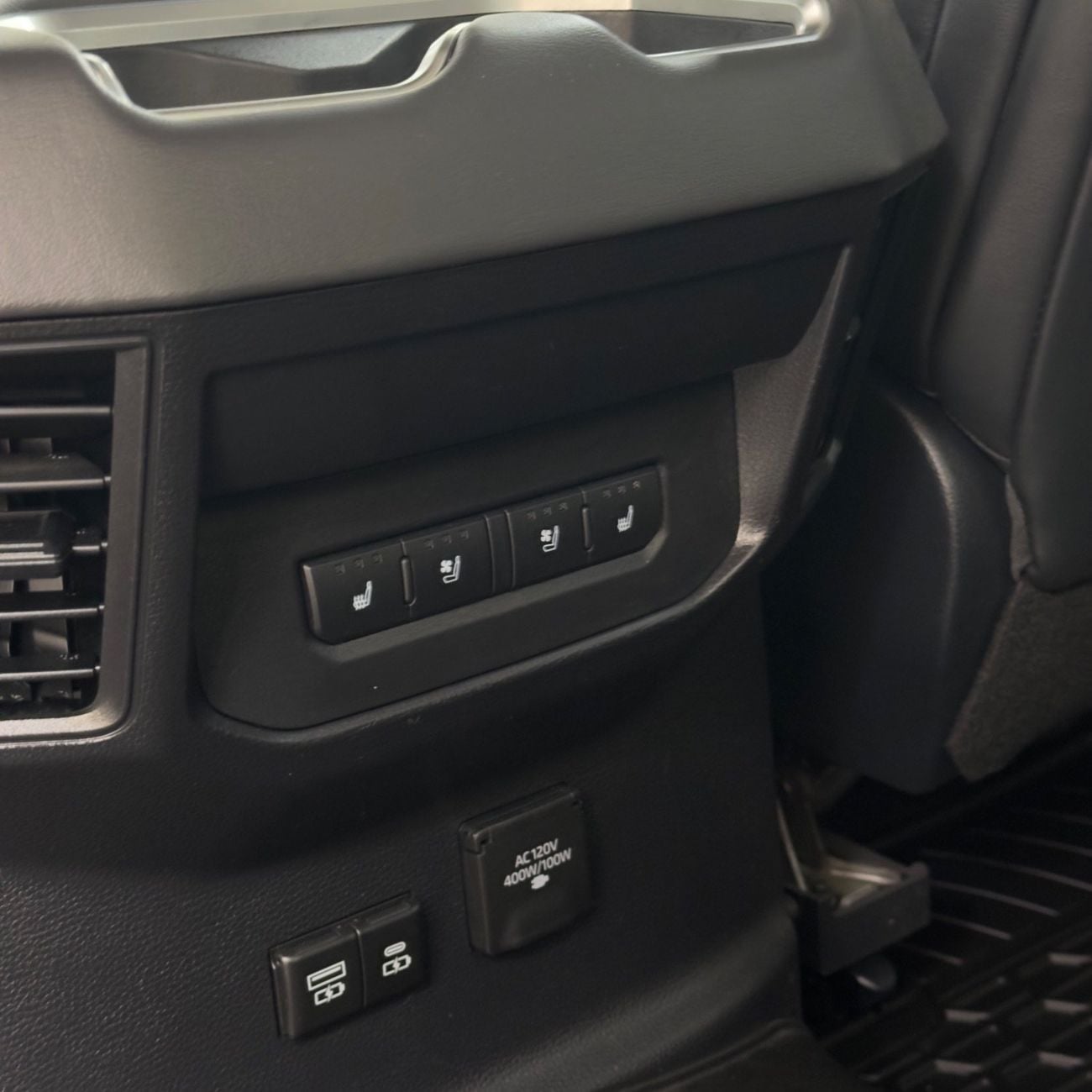 Toyota Tundra CREWMAX CAPSTONE (NON GCC)