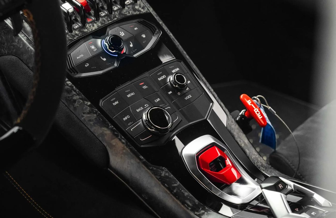 Lamborghini Huracan 5.2L V10 Twin-Turbocharged by Underground Racing