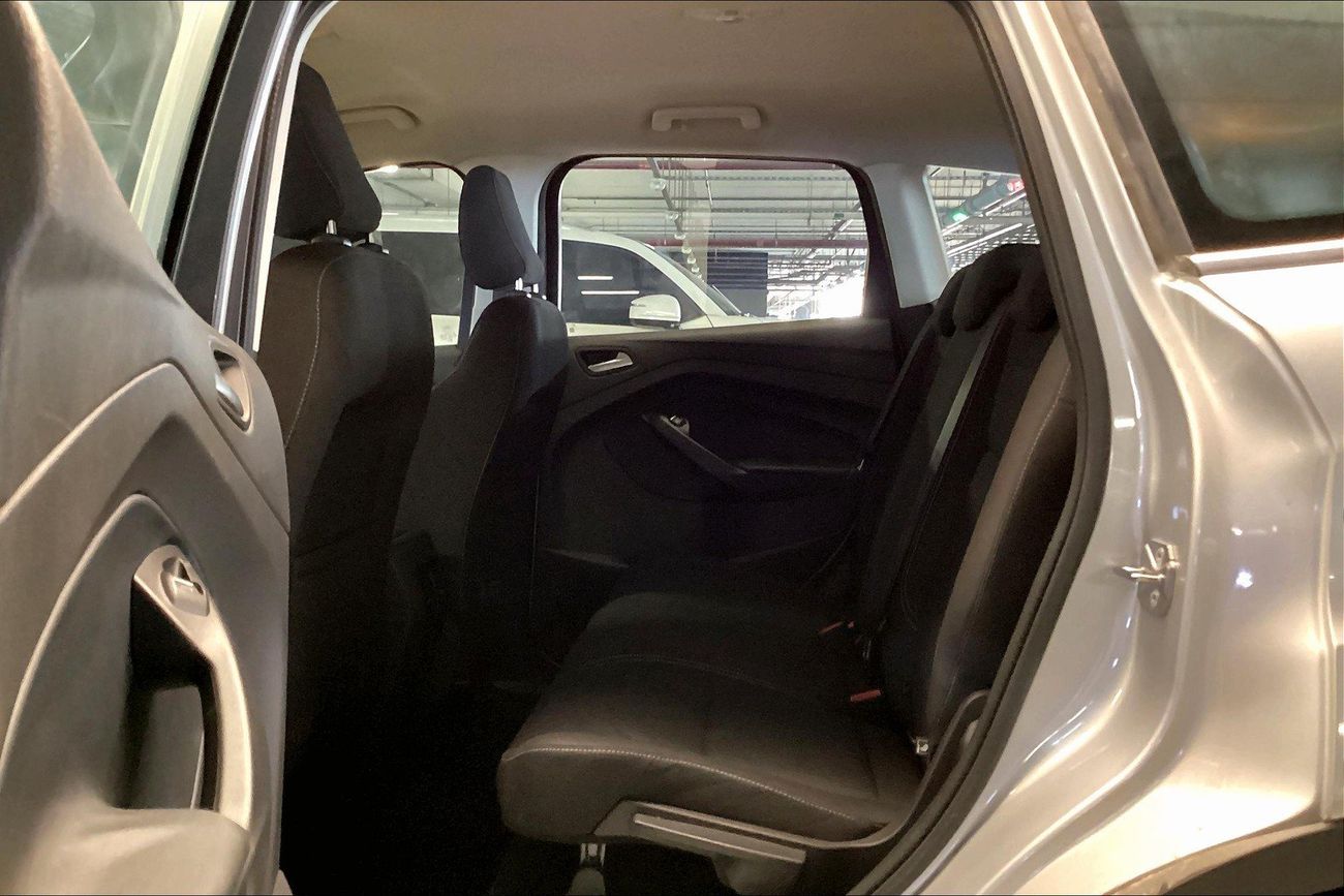 فورد إيسكاب SE | شامل الضمان | 0 ﺪﻔﻋﺓ ﺃﻮﻟﻯ