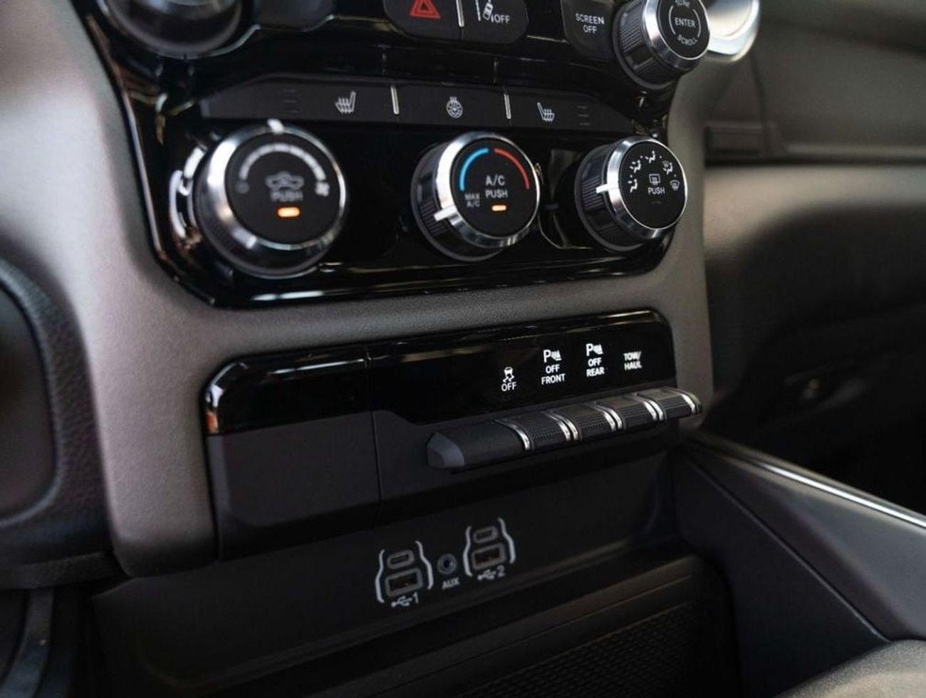 Dodge Ram Van 1500 Big Horn