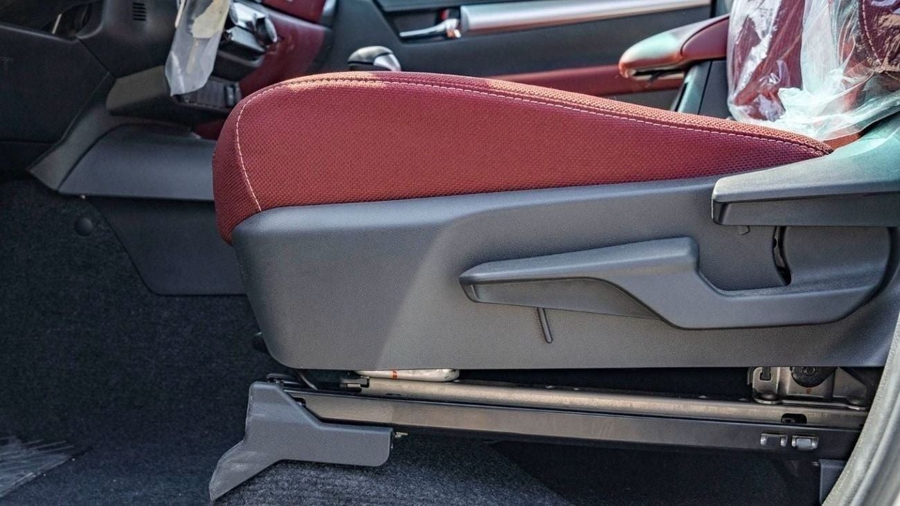 تويوتا هيلوكس Toyota Hilux 2.7L D/C AT Model 2024