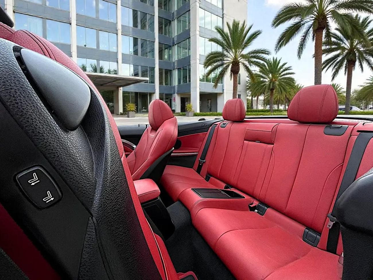 BMW 420i | 420I | HARDTOP | CONVERTIBLE | 2.0L T.C | 4-CYLINDERS | | GCC | LESS DRIVEN