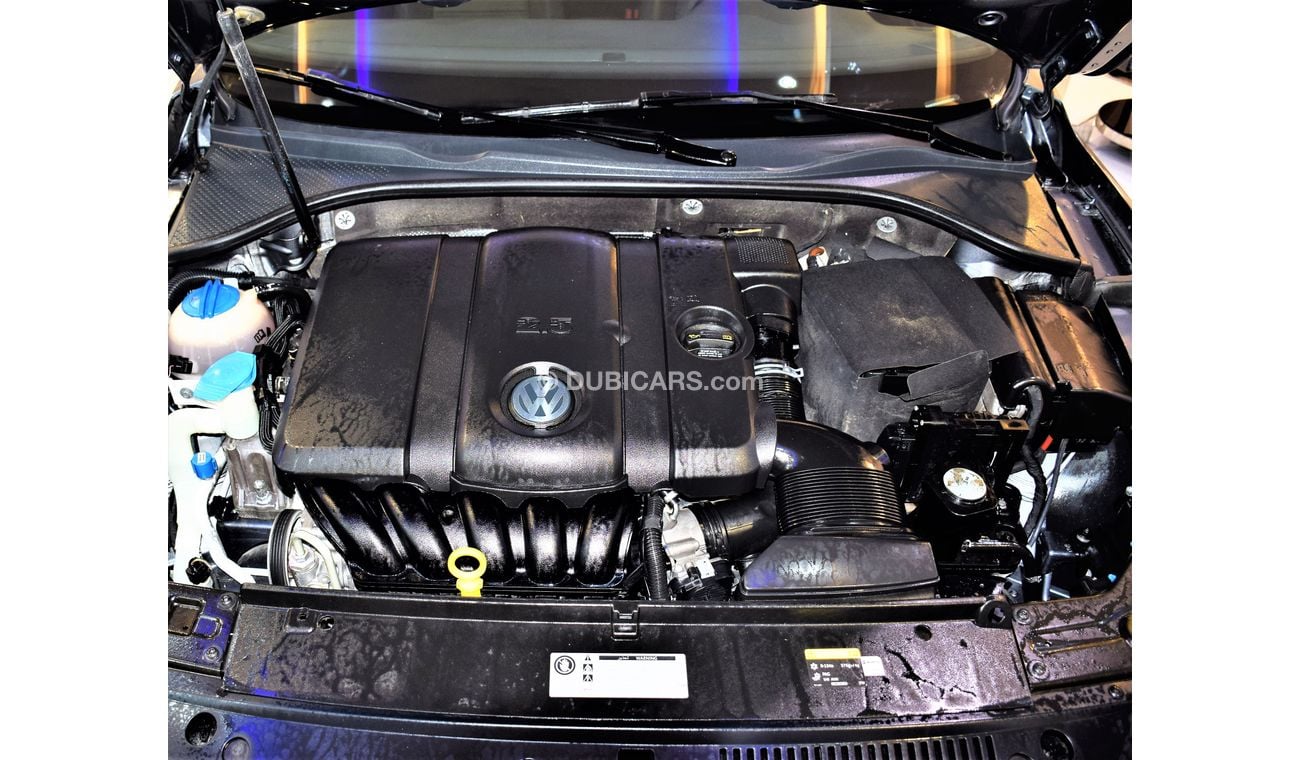 Volkswagen Passat ONLY 63000KM! AMAZING 2015 Model!! in Grey Color! GCC Specs