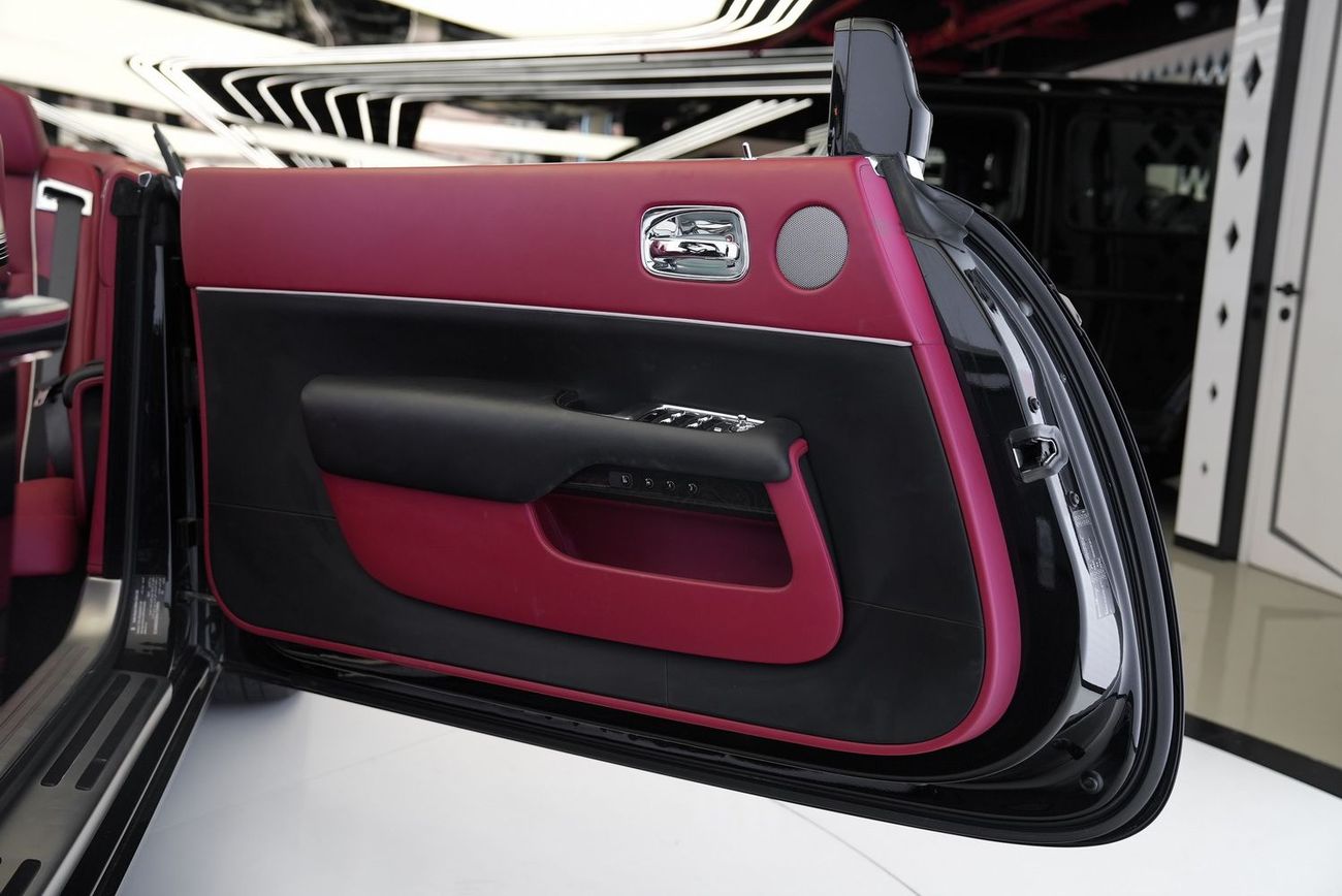 رولز رويس داون Rolls Royce Dawn