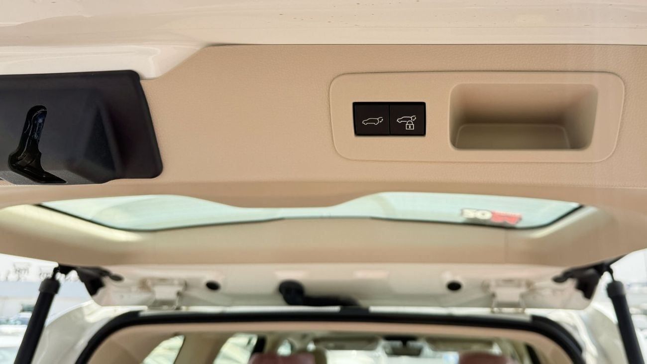 تويوتا لاند كروزر Toyota Land Cruiser 300 GXR 4.0L Petrol 2025YM
