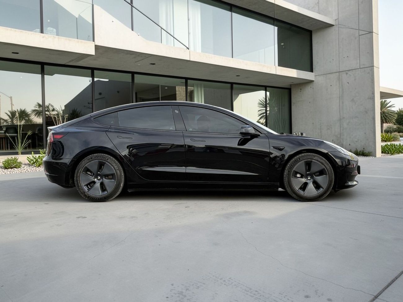 تسلا موديل 3 AED 1,520 P.M | 0% DOWN PAYMENT | TESLA MODEL 3 | EV | 2022