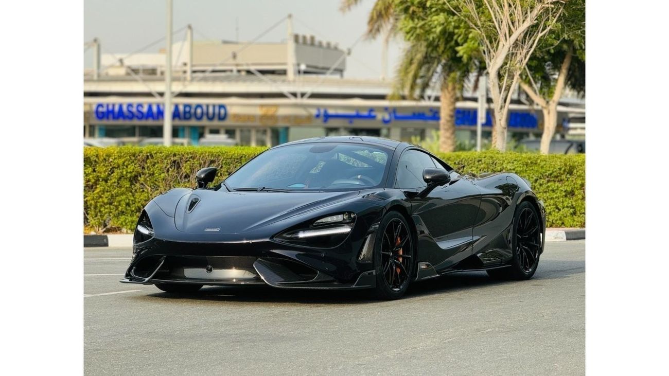 McLaren 765LT Std GCC SPEC 1 OF 765 CARBON FIBER NEAT AND CLEAN
