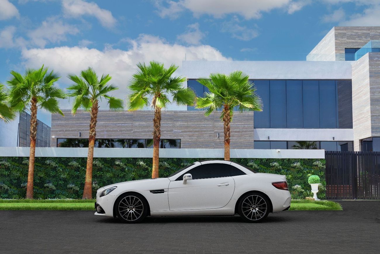 Mercedes-Benz SLC 200 200 AMG | 2,154 P.M  | 0% Downpayment | Excellent Condition!