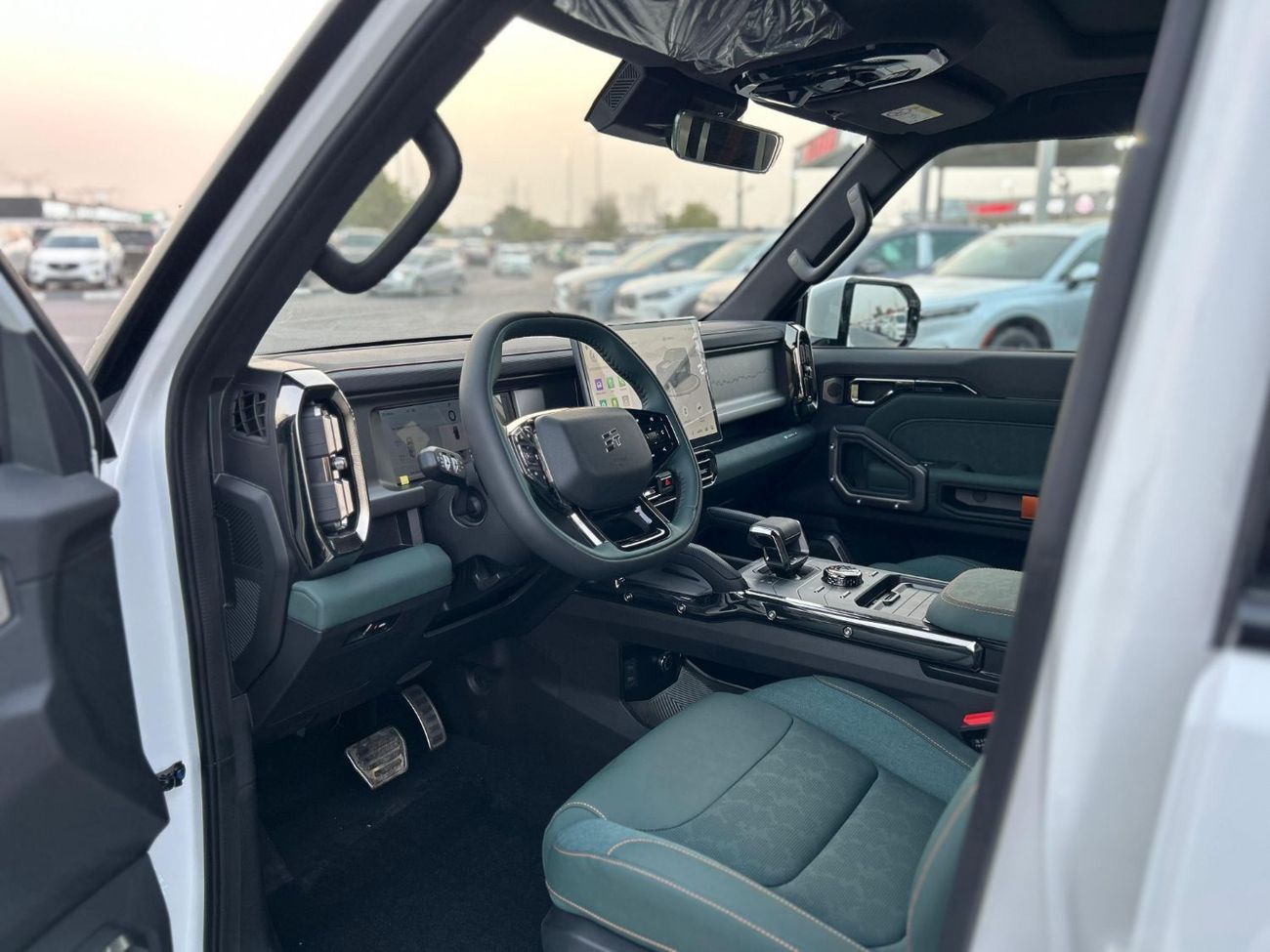 Jetour T2 JETROUR T2 2.0L PETROL 7SPEEDS FULL OPTION/ MIDDLE EAST SPECS