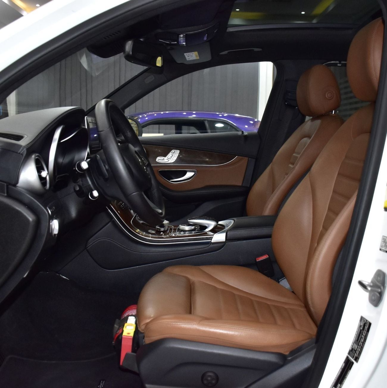 Mercedes Benz GLC250 . EXCELLENT DEAL for our Mercedes Benz GLC250 4Matic ( 2017 Model ) in White Color GCC Specs