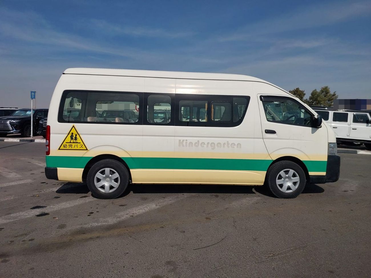 تويوتا هاياس TOYOTA HIACE VAN RHD 2015 MODEL 2.7L PETROL AUTOMATIC(PM55169)