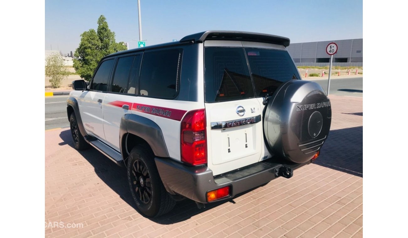 Nissan Patrol Super Safari