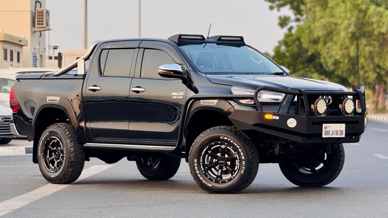 Toyota Hilux DOUBLE CABIN | GTK BULL BAR | HEAVY LED SPOTLIGHTS | AT | 2.8L DIESEL ENGINE