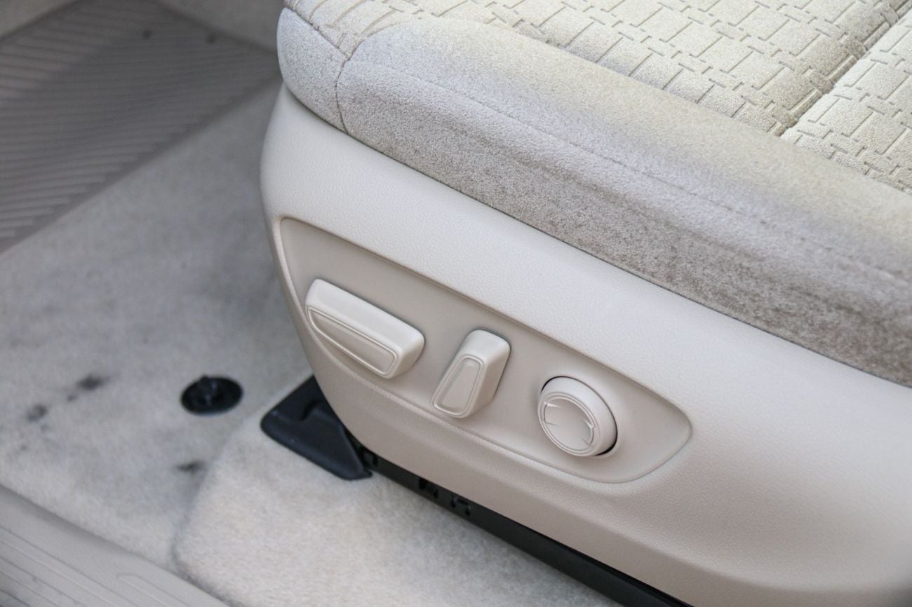 تويوتا لاند كروزر GXR 4.0L Toyota Land Cruiser GXR 2026 | 4L | BASIC
