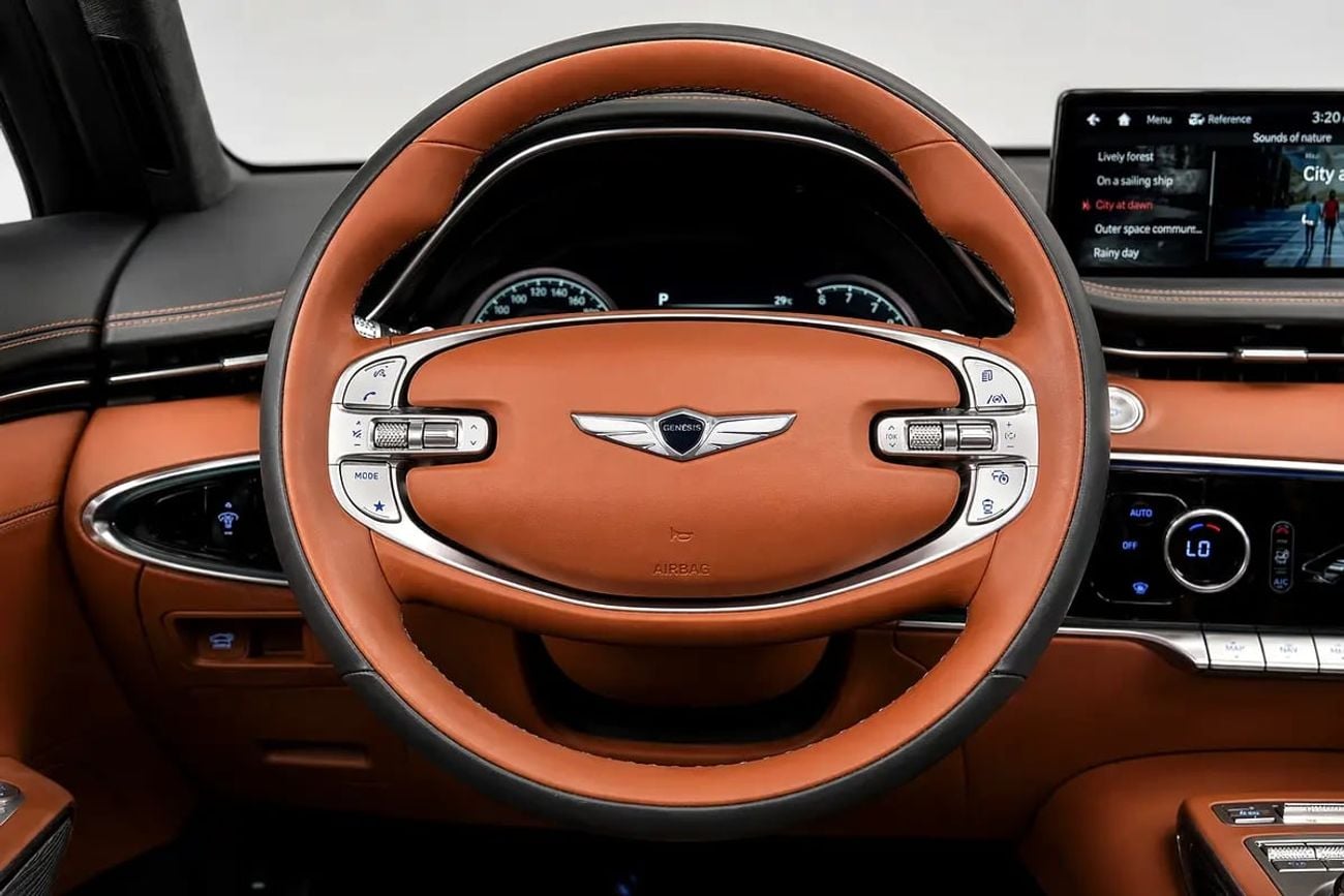 جينيسس GV70 PREMIUM 2023GCC UNDER WARRANTY