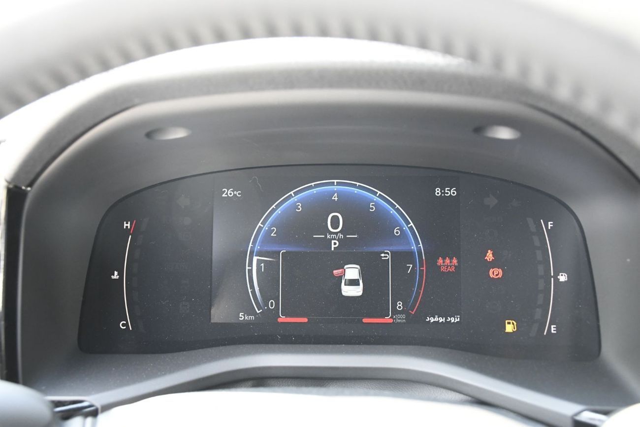 Toyota Camry LE 2.5L with Wireless Charger ( Ready Stock )