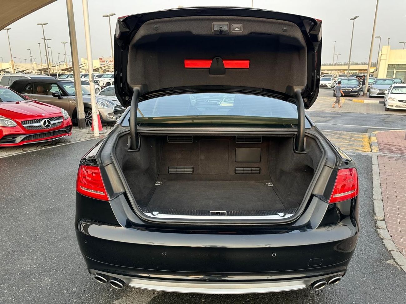 أودي S8 TFSI quattro