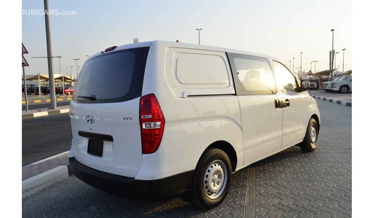 Hyundai H-1 6 SEATER VAN