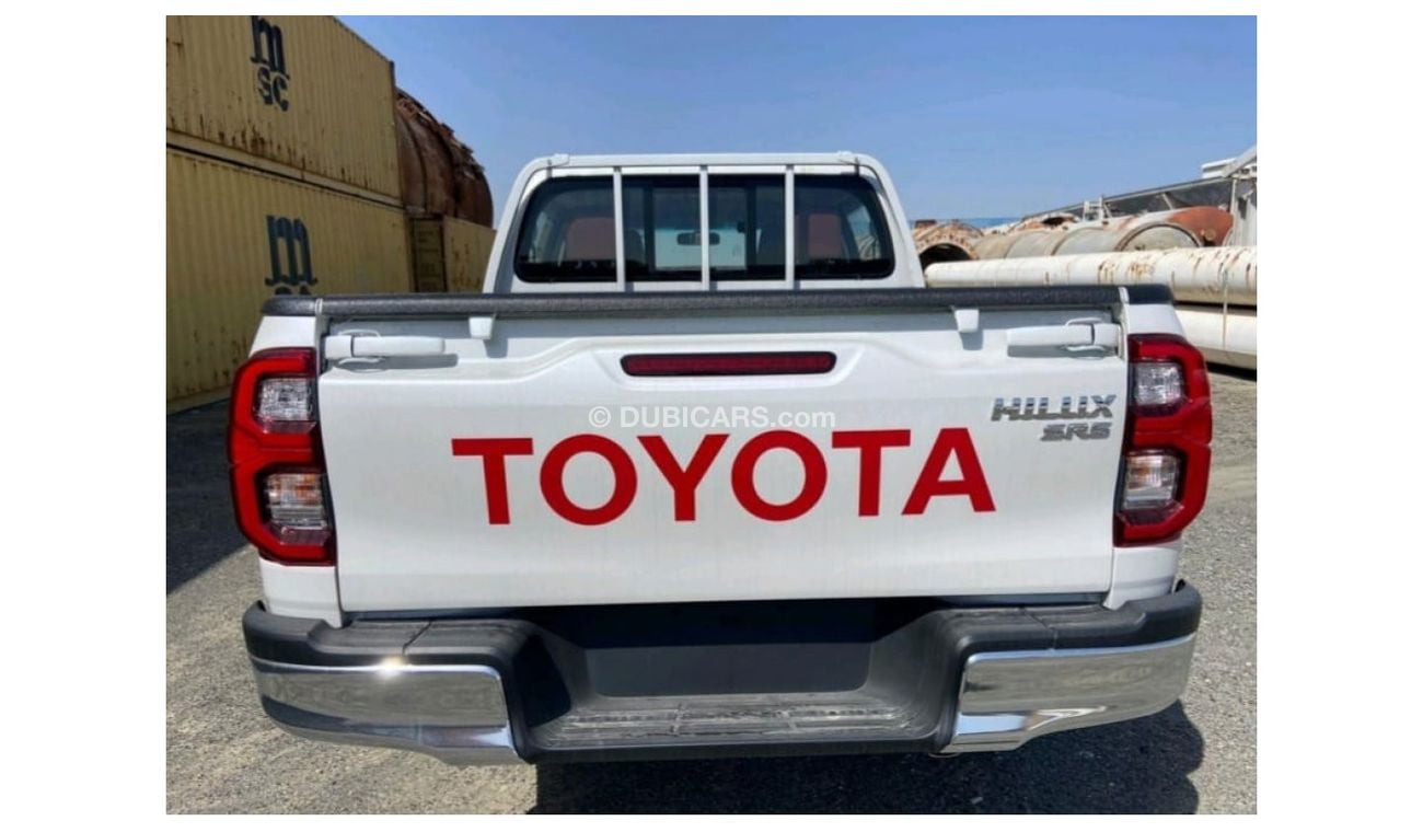 Toyota Hilux 2023 TOYOTA HILUX 2.7L GASOLINA A/T DISPONIBLE