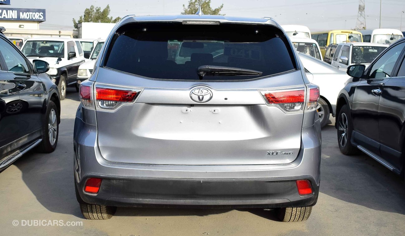 Toyota Highlander XLE AWD